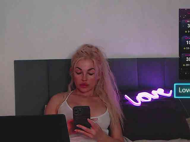 Margo77-1 webcam