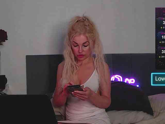 Margo77-1 webcam