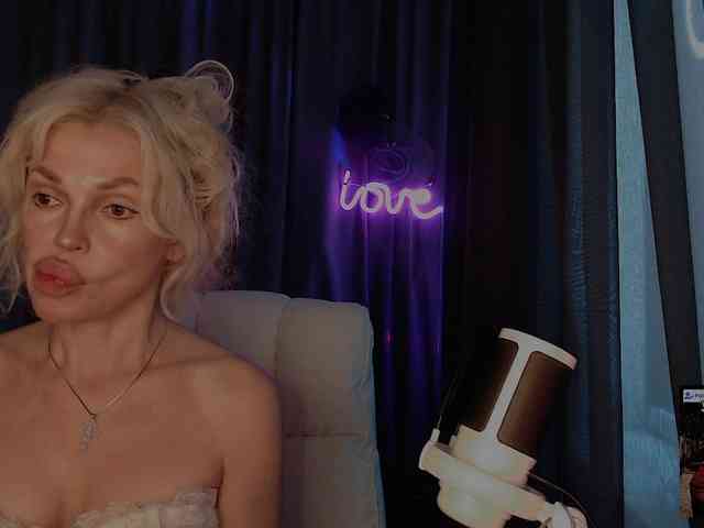 Margo77-1 webcam