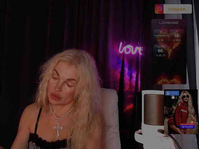 Margo77-1 live female cam on bongacams