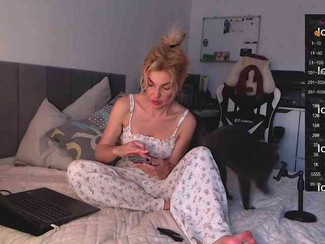 Margo77-1 webcam