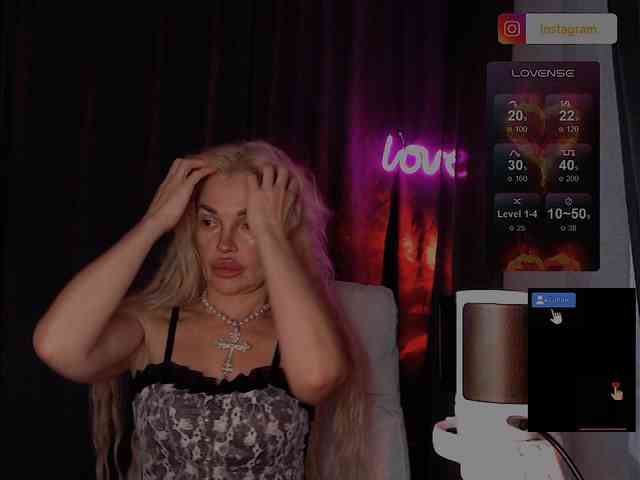 Margo77-1 live female cam on bongacams