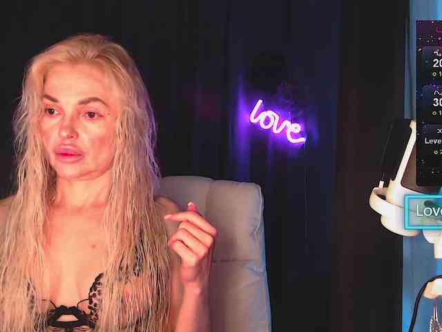 Margo77-1 Sex Cam Show