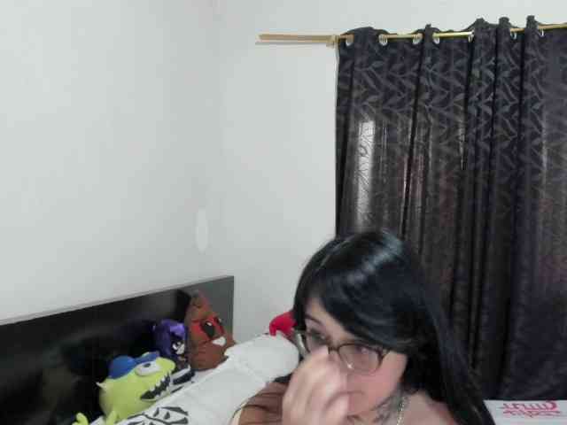 katy-bello webcam