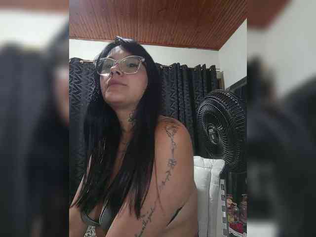 katy-bello katy-bello