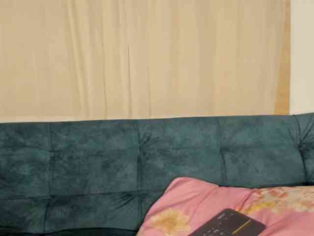 CarolinnaGomez webcam