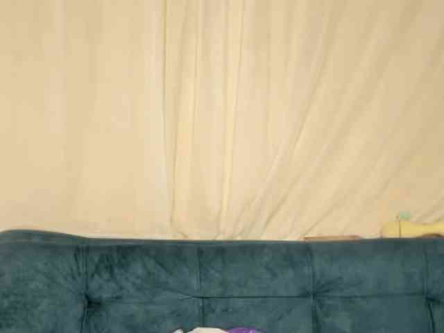 CarolinnaGomez webcam