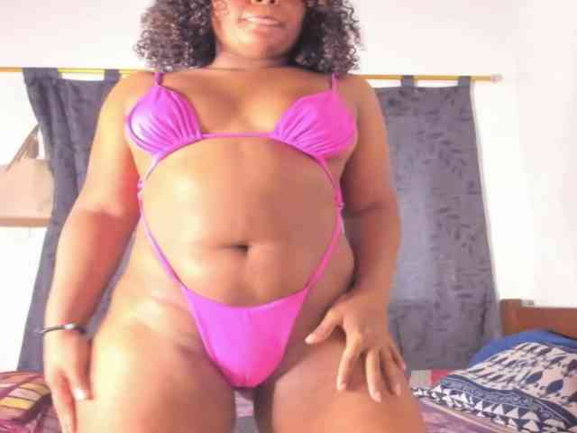 CarolinnaGomez webcam