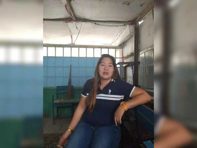 Harneytrix's BongaCams show and profile