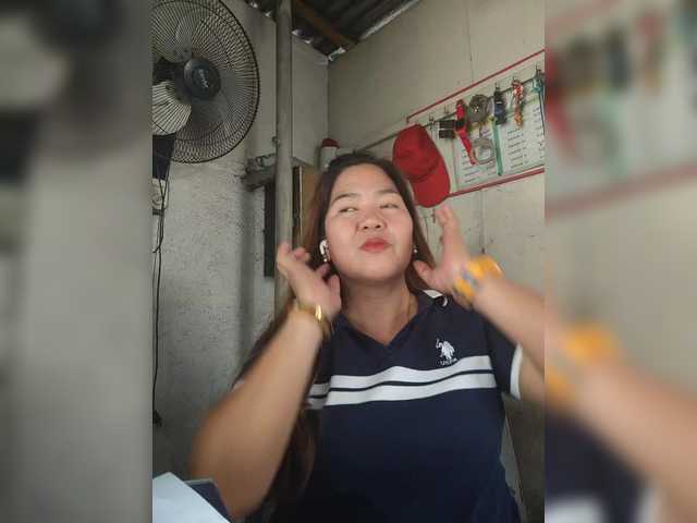 Harneytrix's BongaCams show and profile