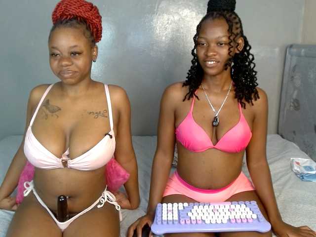 Royal309 live cam on BongaCams