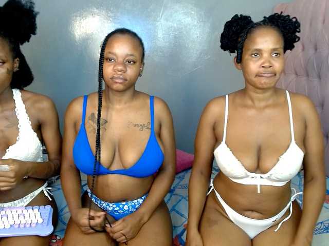 Royal309 live cam on BongaCams