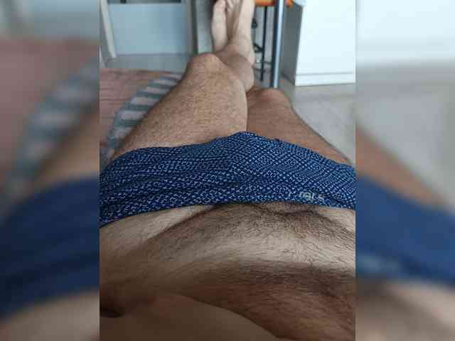 Jeka8010's cam show statistics and live stream