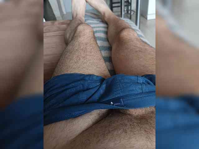 Jeka8010's cam show statistics and live stream