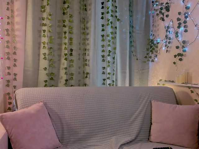 Ashley-Nicks's BongaCams show and profile