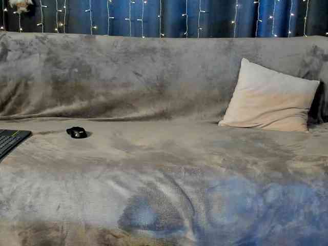 Ashley-Nicks webcam