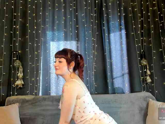 Ashley-Nicks webcam