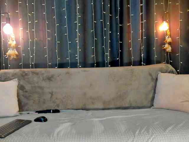 Ashley-Nicks webcam