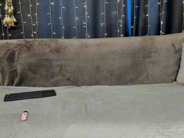 Ashley-Nicks webcam