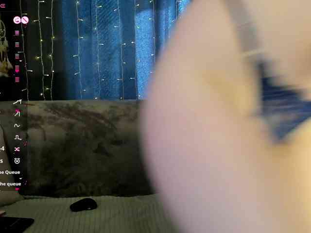 Ashley-Nicks webcam