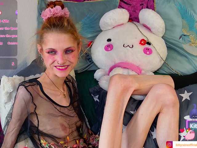 KittyRaine live cam on BongaCams