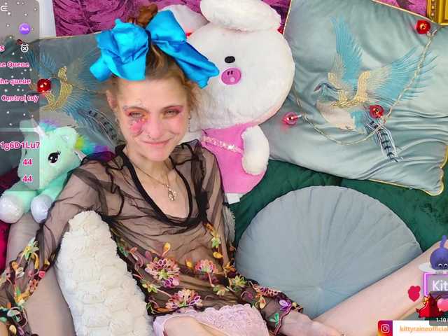 KittyRaine live cam on BongaCams