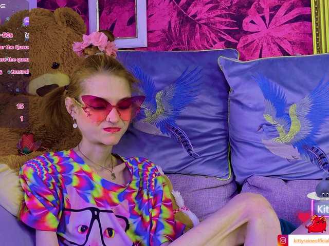 KittyRaine live cam on BongaCams