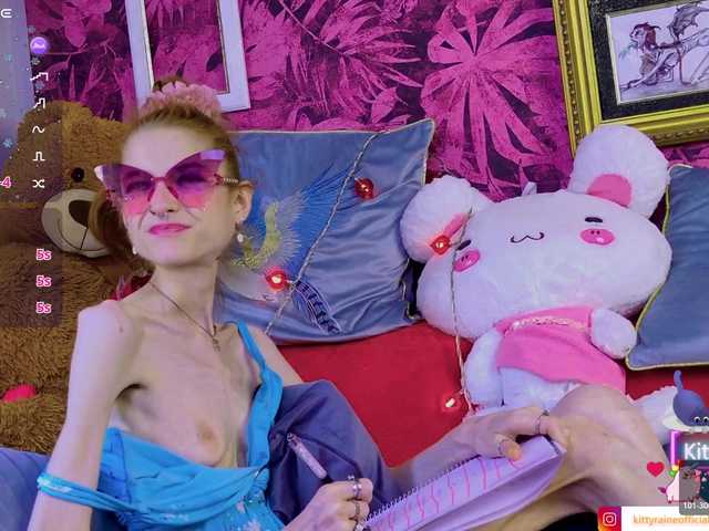 KittyRaine live cam on BongaCams