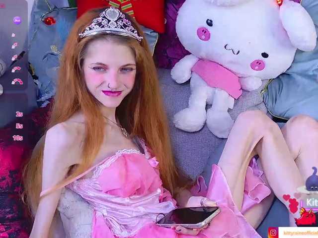 KittyRaine live cam on BongaCams
