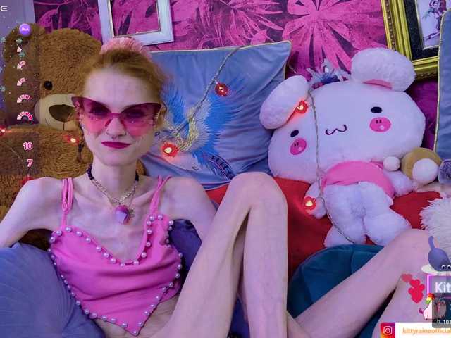 KittyRaine live cam on BongaCams