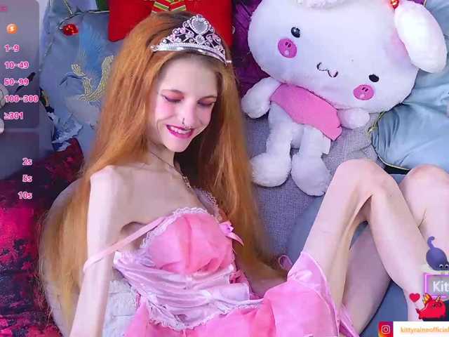 KittyRaine live cam on BongaCams