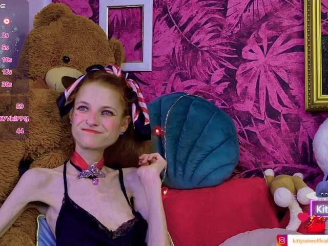 KittyRaine live cam on BongaCams