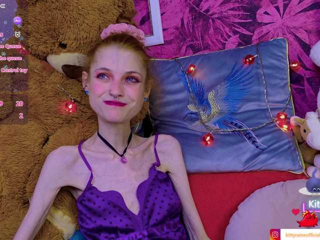 KittyRaine live cam on BongaCams