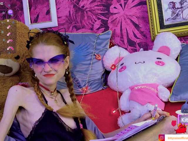 KittyRaine live cam on BongaCams