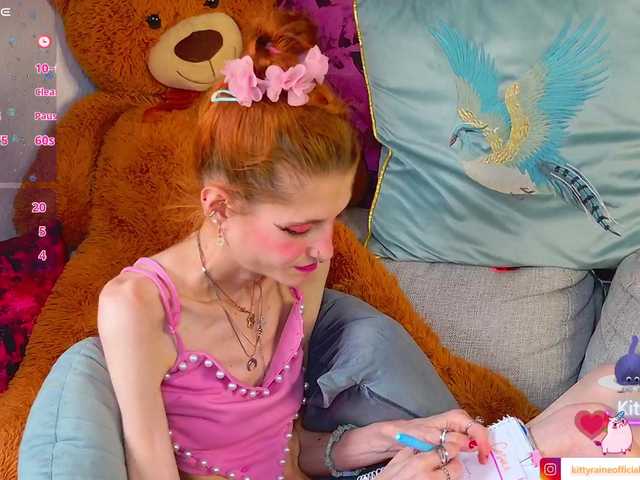 KittyRaine live cam on BongaCams