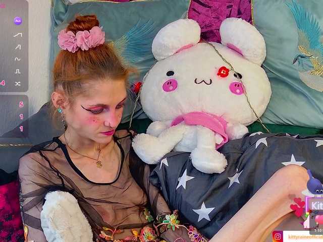 KittyRaine live cam on BongaCams