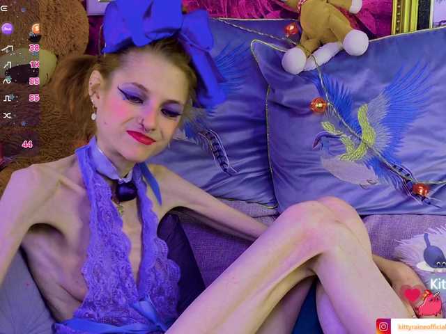 KittyRaine live cam on BongaCams