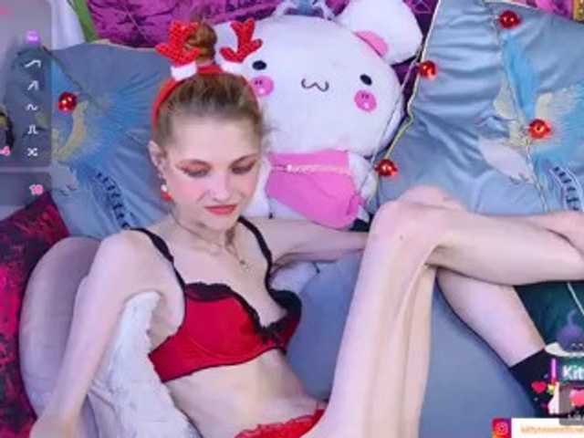 KittyRaine live cam on BongaCams
