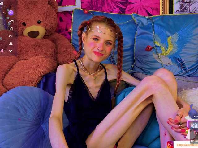 KittyRaine live cam on BongaCams
