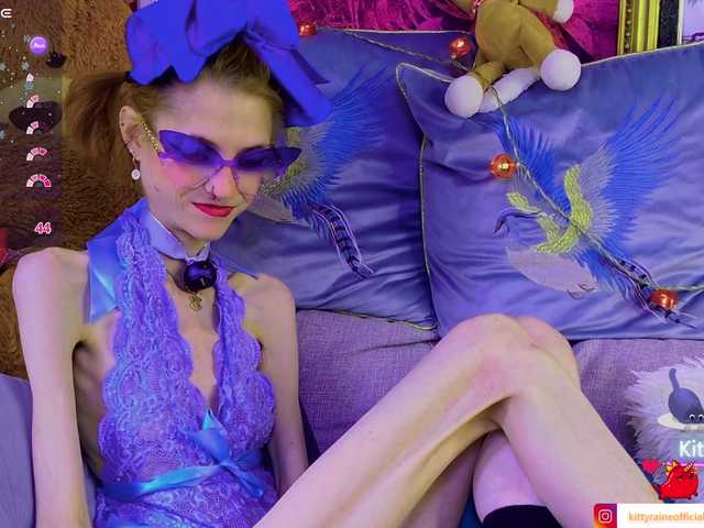 KittyRaine live cam on BongaCams
