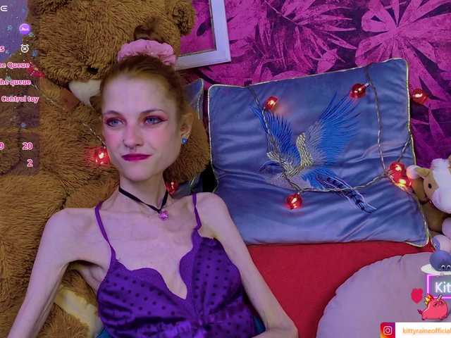 KittyRaine live cam on BongaCams