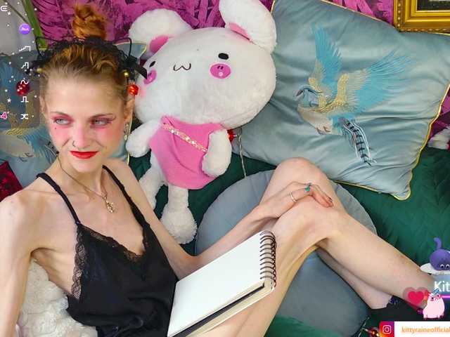 KittyRaine live cam on BongaCams