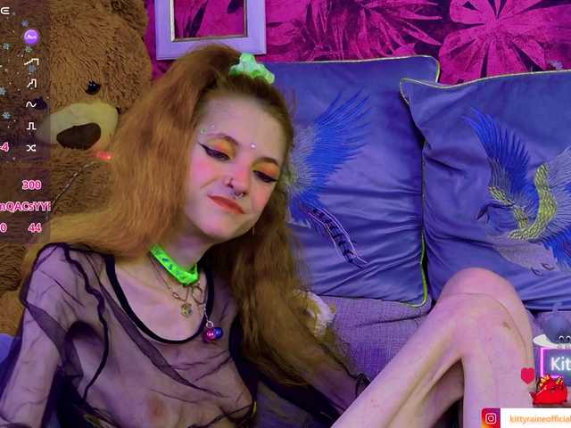 KittyRaine live cam on BongaCams