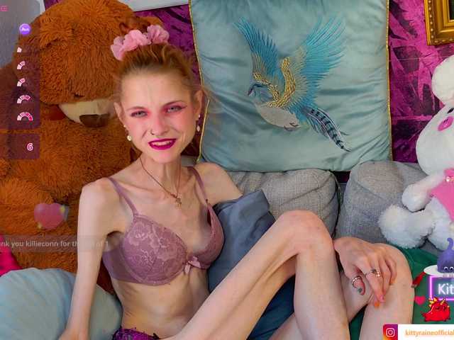 KittyRaine live cam on BongaCams