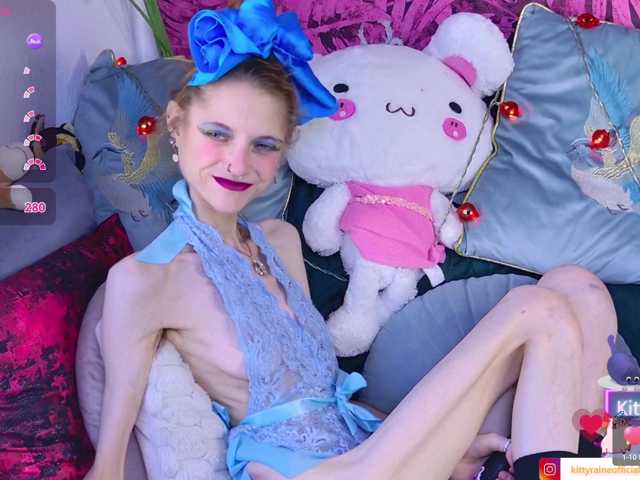 KittyRaine live cam on BongaCams