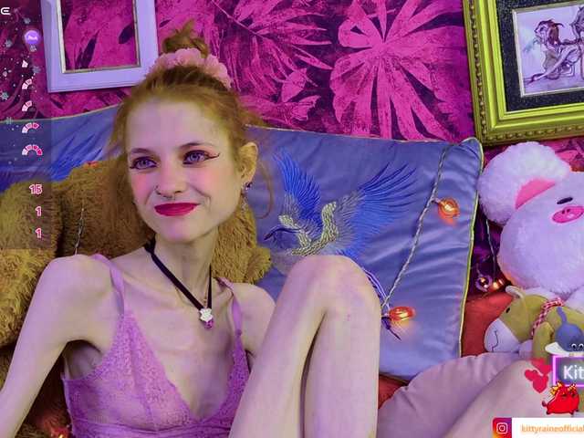 KittyRaine live cam on BongaCams