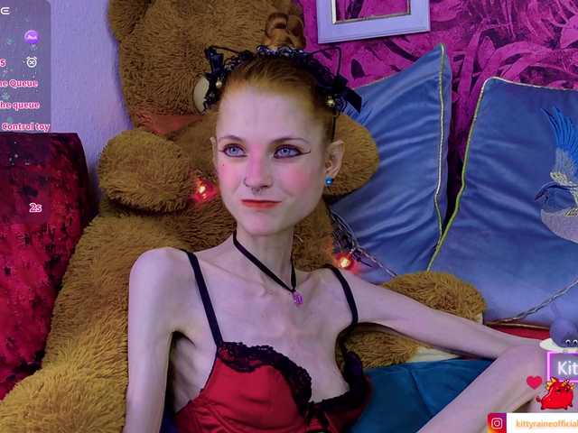 KittyRaine live cam on BongaCams