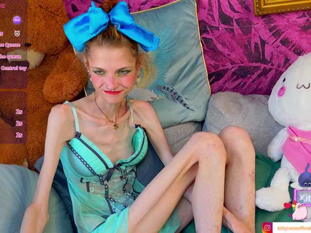 KittyRaine live cam on BongaCams