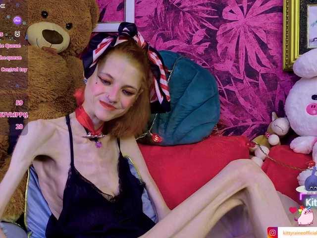 KittyRaine live cam on BongaCams