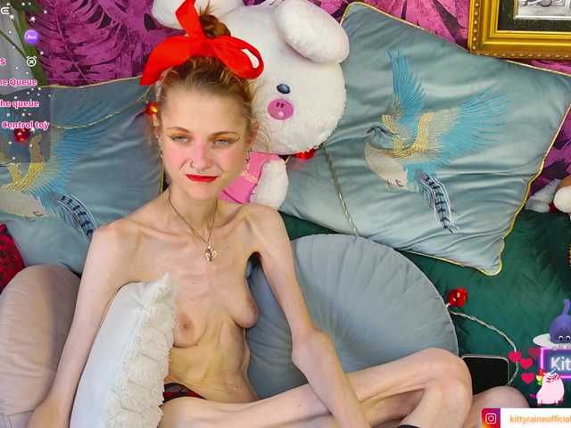 KittyRaine live cam on BongaCams